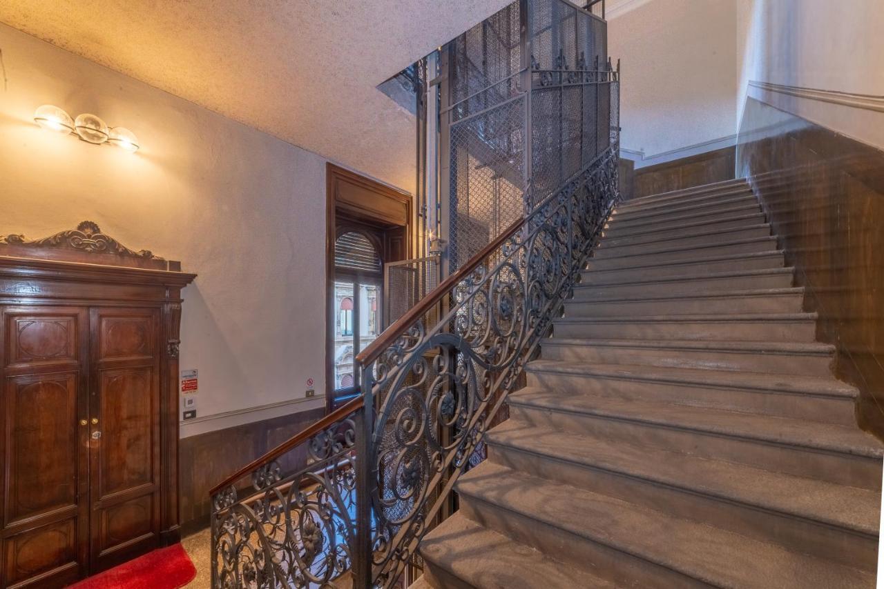 Brera - Sella Charme Apartment Castle View Milano Dış mekan fotoğraf